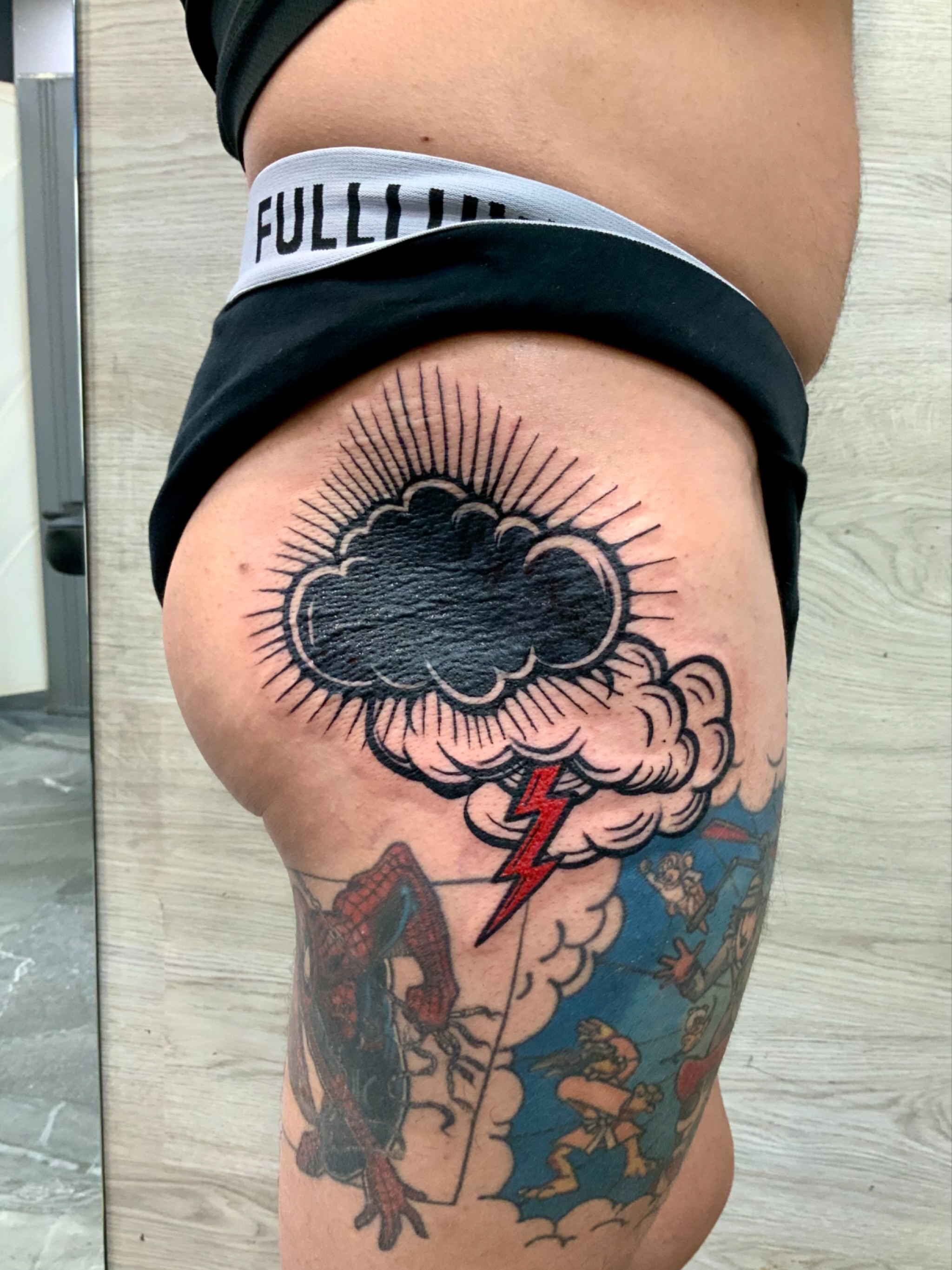 Cover para @alberto_jaspe 
Muchas gracias!
@jotatattoo.es👈🏻👈🏻
@pilar_serna
@agu_ac 
@ani.mello
@amartinro 
@_wildsoultattoo 
@ersonbaty
AÚN QUEDAN HUECOS EN DICIEMBRE 2025.
ABIERTA AGENDA PARA ENERO Y FEBRERO DE 2026
Puedes hacer consultas y reservar tu cita por WhatsApp en: 
622190576 Jota 👈🏻
NO ATENDEMOS LLAMADAS. 
Gracias por vuestra paciencia 

#blackwork #blackworktattoo #cover #coverup #coveruptattoos #fkirons 
#tattoo #tatuaje #aloetattoo #tatuajessalamanca #salamancatattoo #barriodeloeste #barriodeloestesalamanca #soydeloeste #jota #jotatattoo.es #jotatatu #salamanca #2025