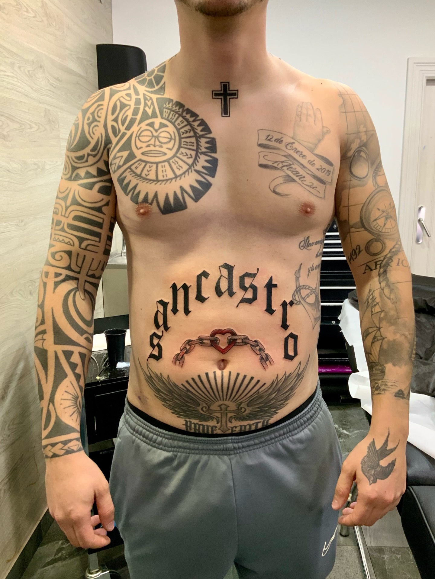 Muchas gracias Iván por estos años 🙏🏻

@jotatattoo.es👈🏻👈🏻
@pilar_serna
@agu_ac
@ani.mello
@amartinro 
@_wildsoultattoo 
@ersonbaty 
ABIERTA AGENDA PARA ABRIL Y MAYO DE 2026
Puedes hacer consultas y reservar tu cita por WhatsApp en: 
622190576 Jota 👈🏻
NO ATENDEMOS LLAMADAS. 
Gracias por vuestra paciencia.
#tatuajessalamanca #salamancatattoo #tattoo #jotatattoo #barriodeloestesalamanca